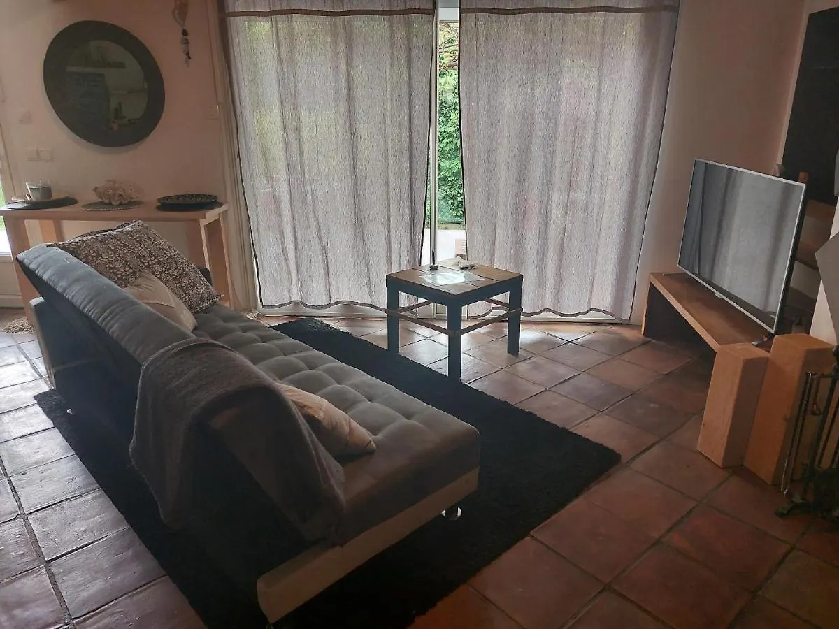 **** Affittacamere Villa Clea Saint-Paul-lès-Durance Francia